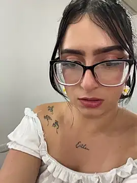 kloenovoa- - Kloenovoa-'s free webcam - UK Sex Cams