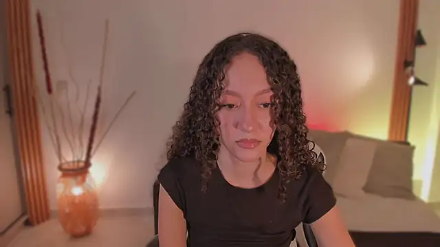 ChloeMoreti webcam