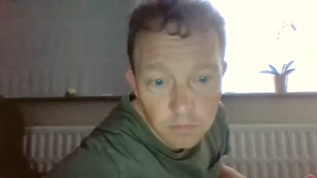 bertolini live cam on StripChat
