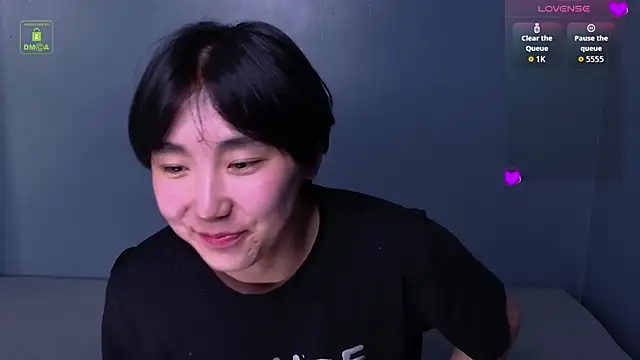 HeejinWang live cam on StripChat