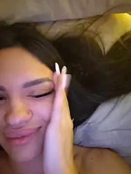 SiennaLuxexx webcam