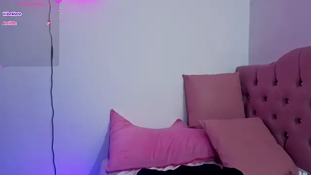 MILAH_TAY webcam