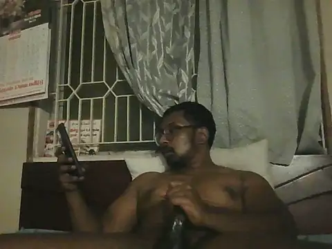 straightchennaibull (Ask my age) - snap