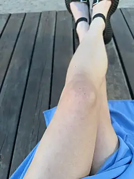 CrystalClean live sex cam