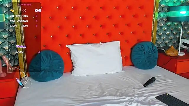 VallerieJones webcam