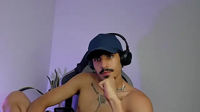 Lukeetaylor webcam