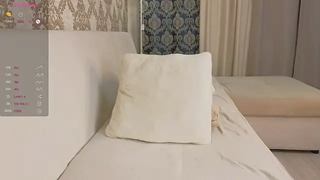 foxy_bloomm webcam