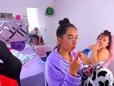 naomi_johnson webcam
