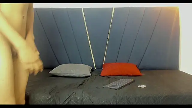 jacob_cum23 webcam