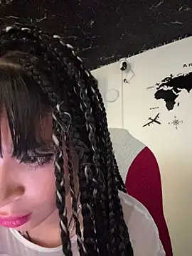 Sasha-firee live cam on StripChat
