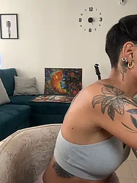 MiaMorgan_ webcam