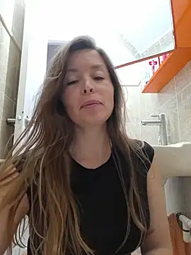 karina_warthon webcam