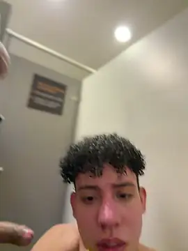 yoursexyjose webcam