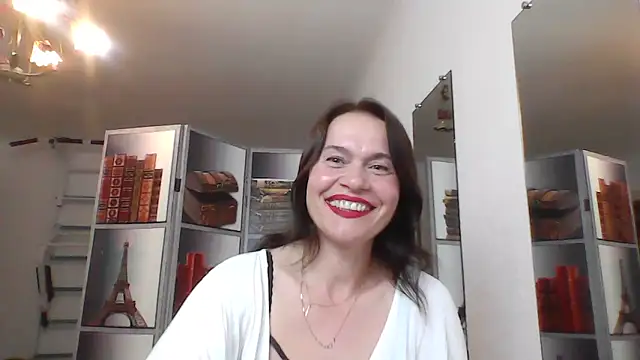 Selena_Moo webcam