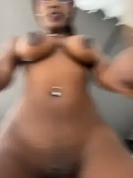 CocoaLuxeXXX webcam