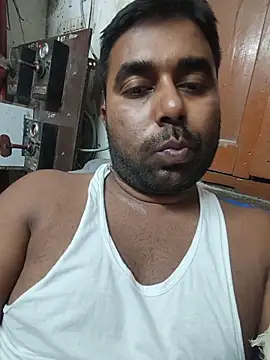 24HOTBOY25 webcam
