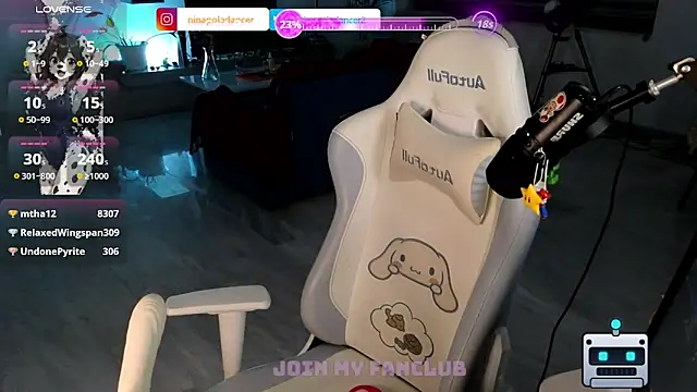 ninapoledance
