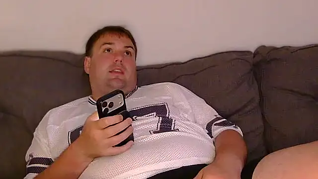 ChubbyGayBigFeet webcam
