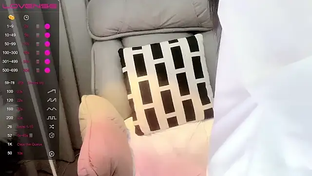 Monica-666888- webcam
