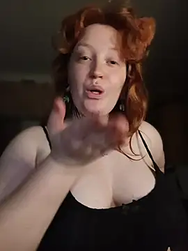 CURVYSAKURA webcam