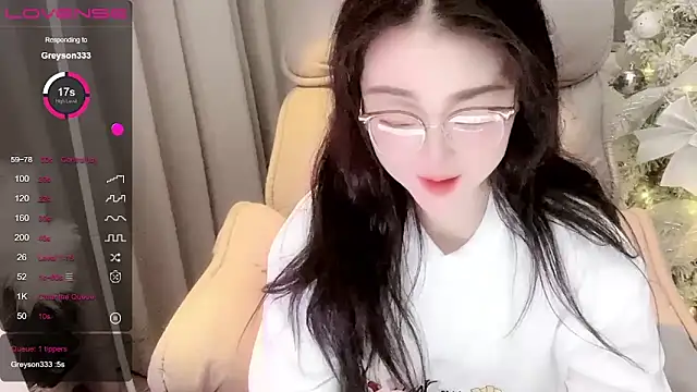Monica-666888- webcam