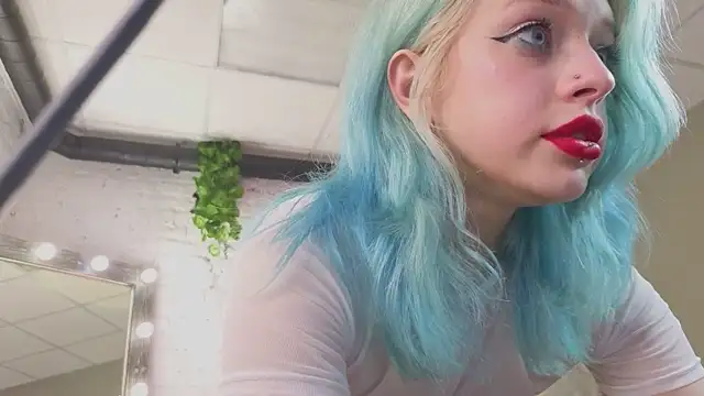 Clown_Princess live cam on StripChat