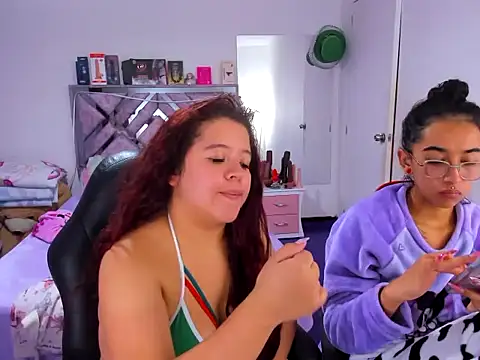 Luna_Analya webcam
