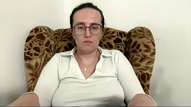 SofiaTease live cam on StripChat