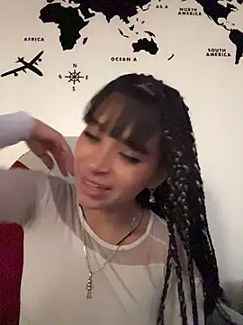 Sasha-firee live cam on StripChat