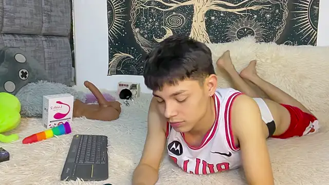 Andy_Belier23 live sex cam