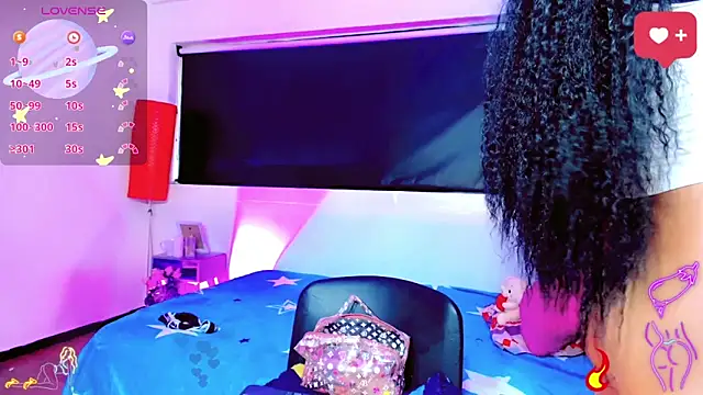 Britany_montiel live cam on StripChat