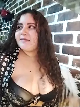 Celestehotcurvy webcam