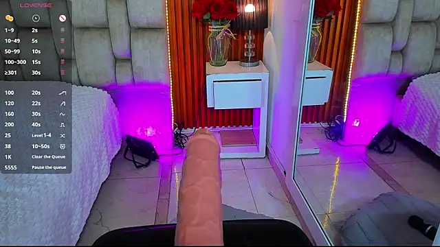 whitney_white_ webcam