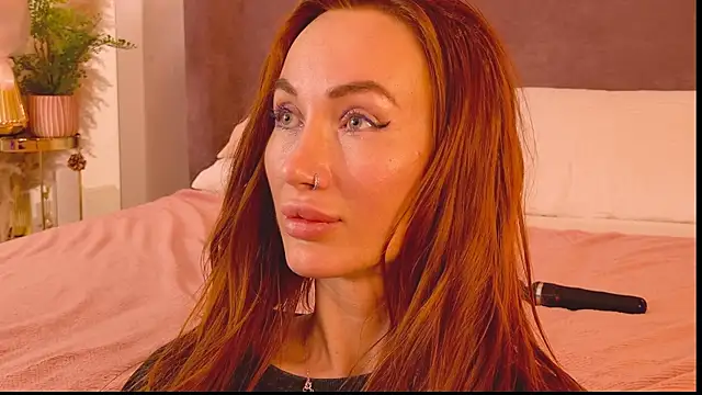 SerenaWest_ webcam
