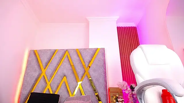 Lizza_Jones webcam