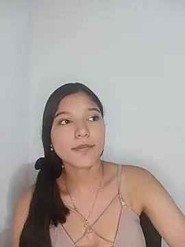 Sweet_Innocence_ webcam