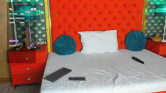VallerieJones webcam