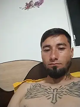 Negrila25 live sex cam