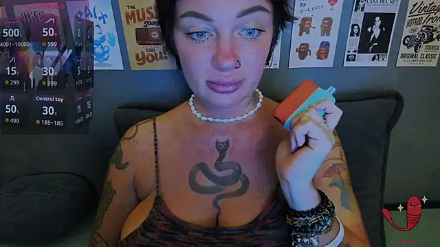 EllieOz webcam