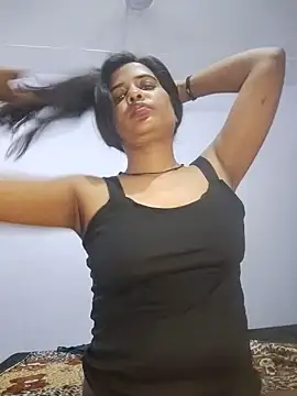 cute_radhikaa webcam