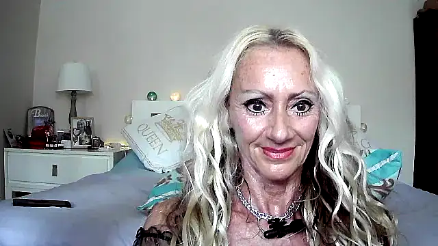 siennadiamond webcam