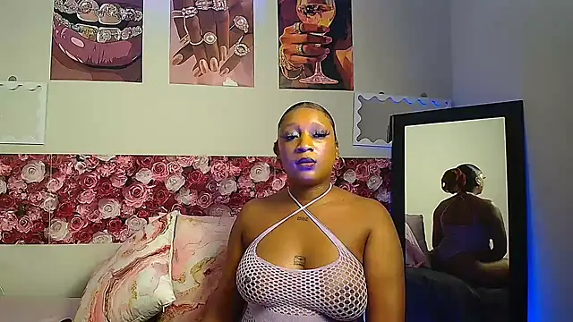 EnchantingLisa webcam