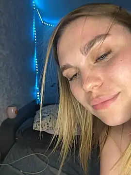 BabyEva__ webcam