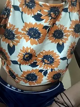 Sonakshi-551 webcam
