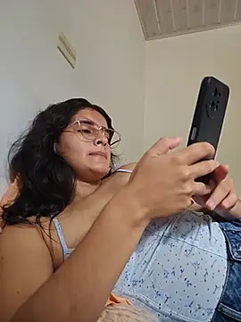 Emmaa-_- webcam