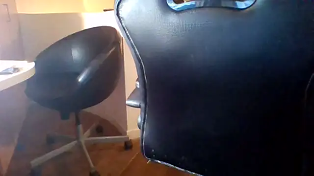 woww791 - Woww791's free webcam - UK Sex Cams