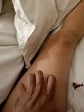 dickhorny9090 webcam