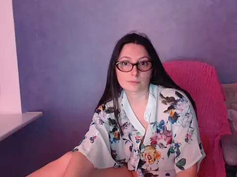 LuckyLisa23 webcam