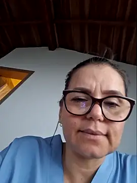 MariaPau_83 webcam