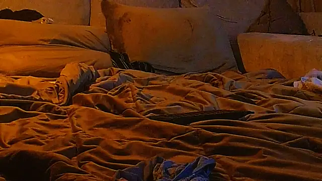 NightVibeCouple94 webcam